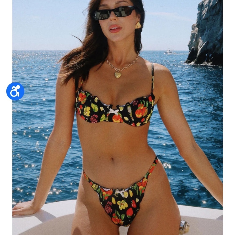 BNWT Dippin' Daisy's Dolce Far Niente Bikini Set